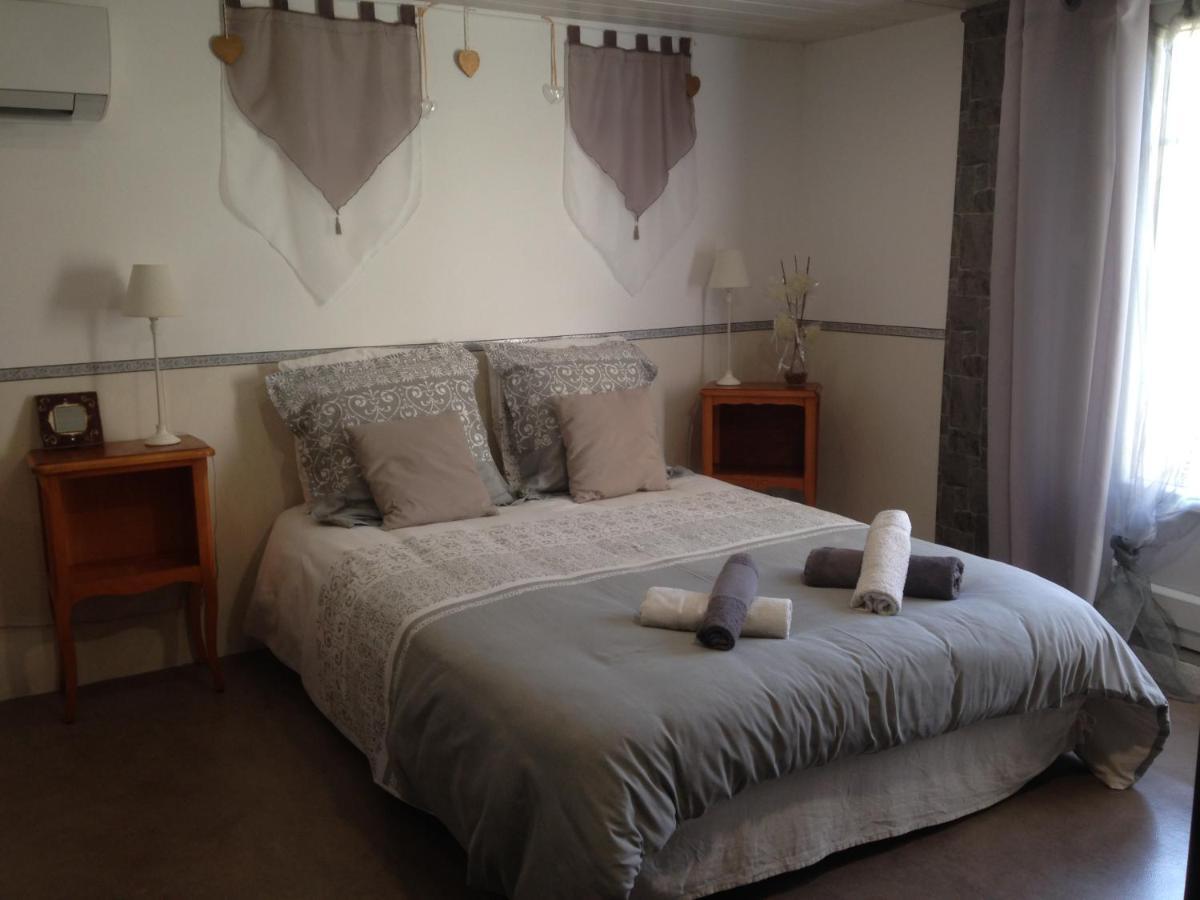 Chambre D'Hotes Hola Laval  Esterno foto